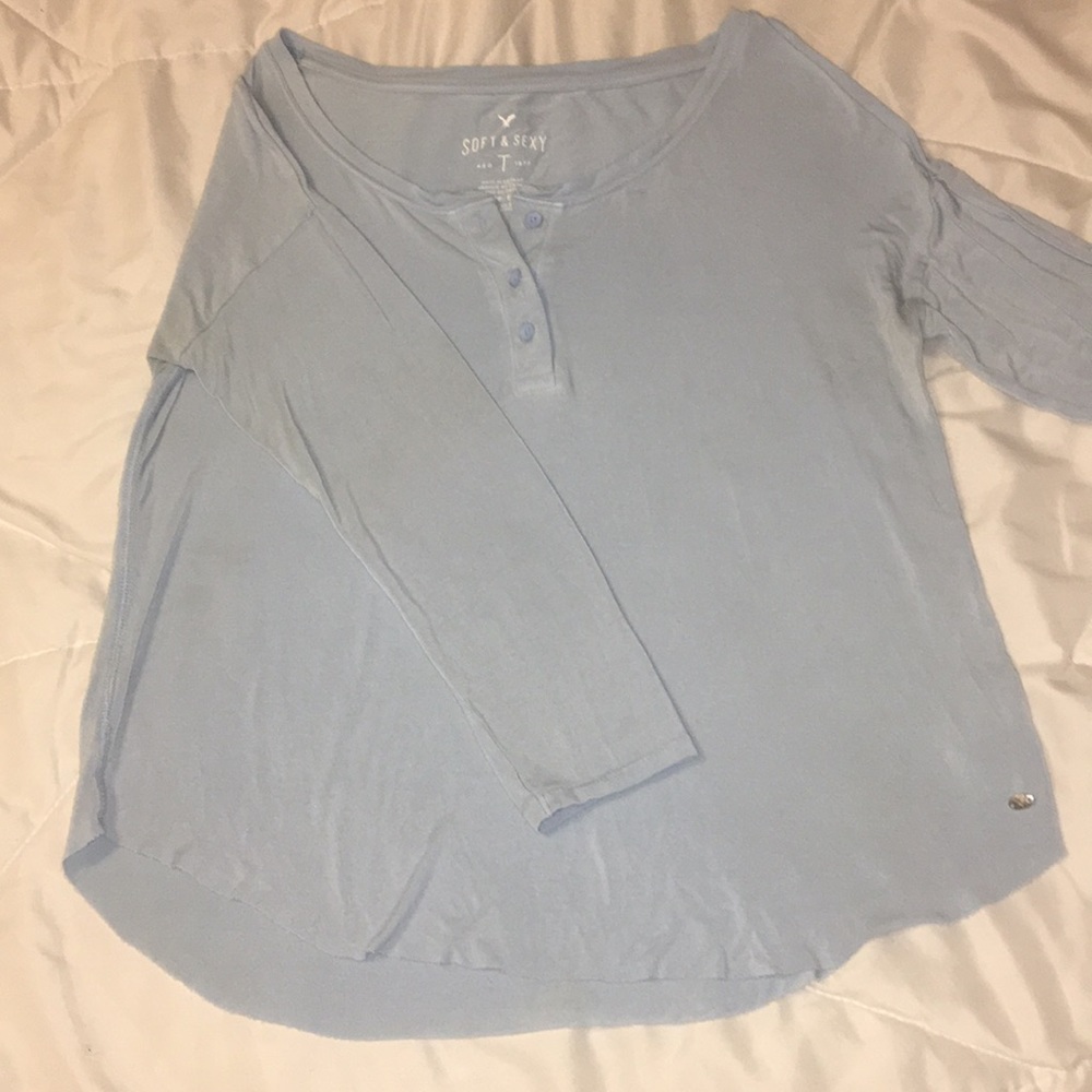 Baby Blue Simple Shirt From American Eagle 🦅